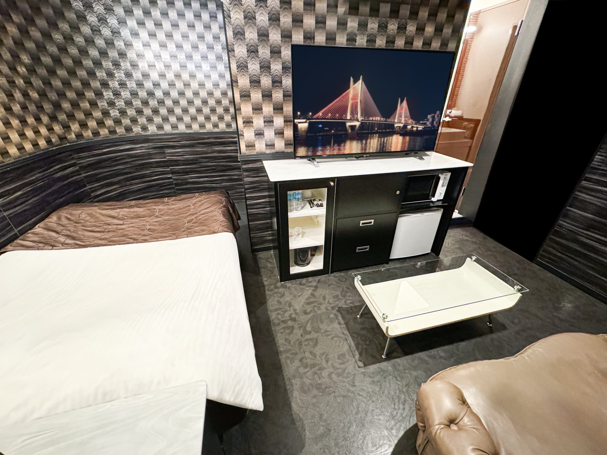Luxury Room 1